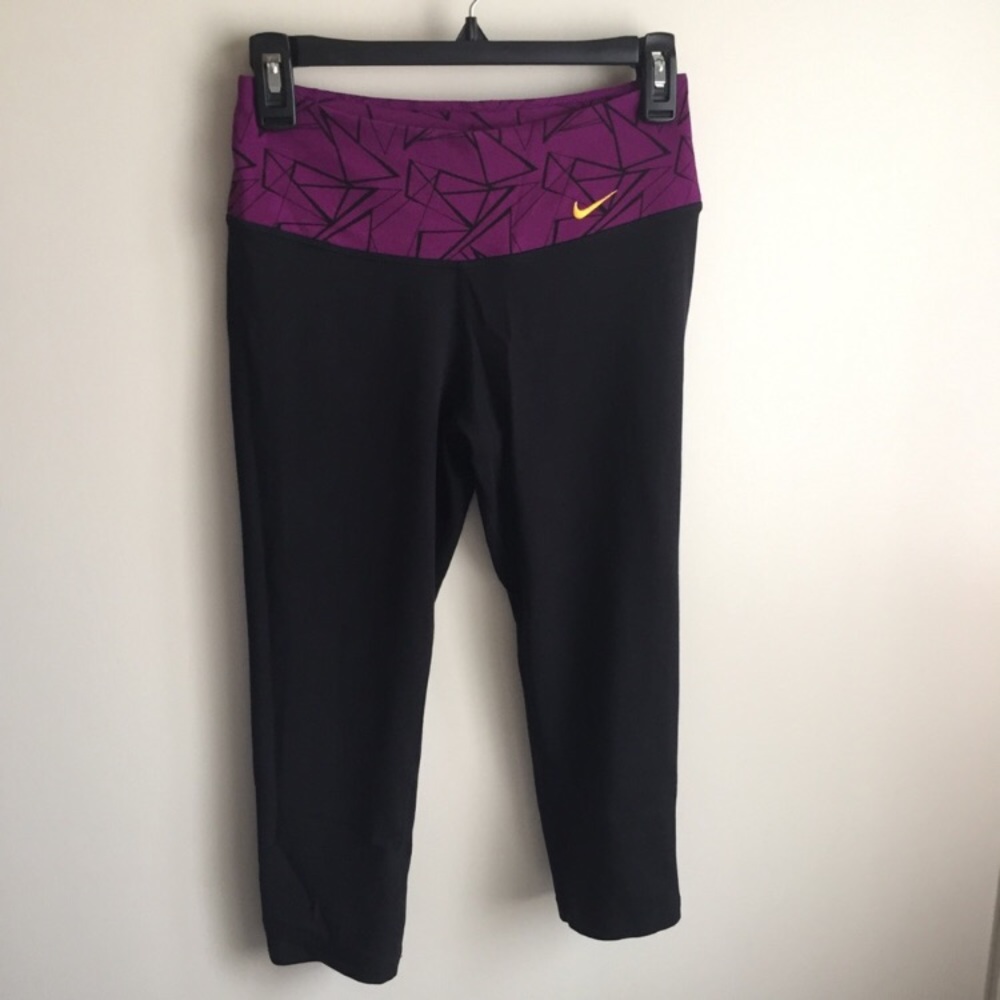 NIKE dry fit legend yoga tights capris /Size S